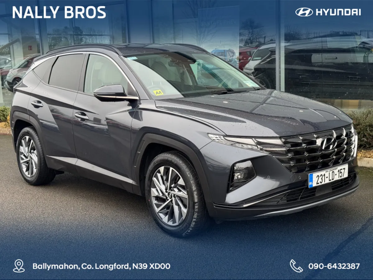 Hyundai Tucson IX35 EXECUTIVE PLUS 5DR - Image 1