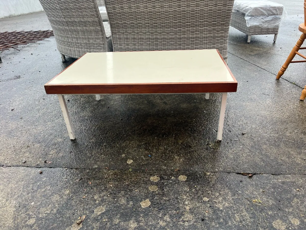 Coffee table - Image 1