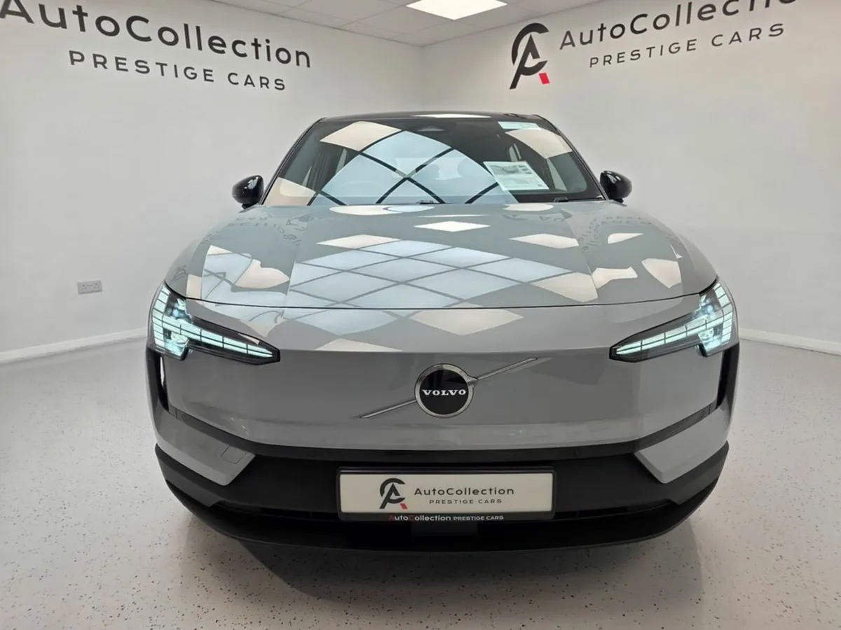Volvo EX30 **PLUS MODEL 272BHP FULL ELECTRIC**1 OW - Image 2