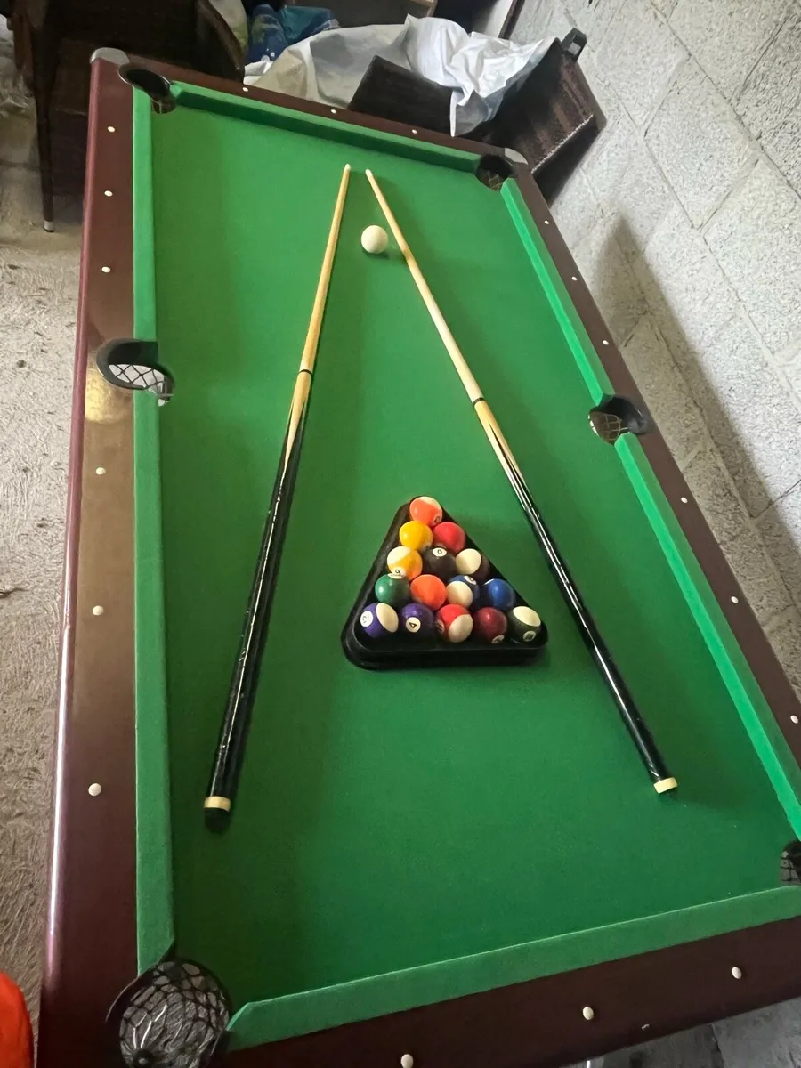 Pool table - Image 2