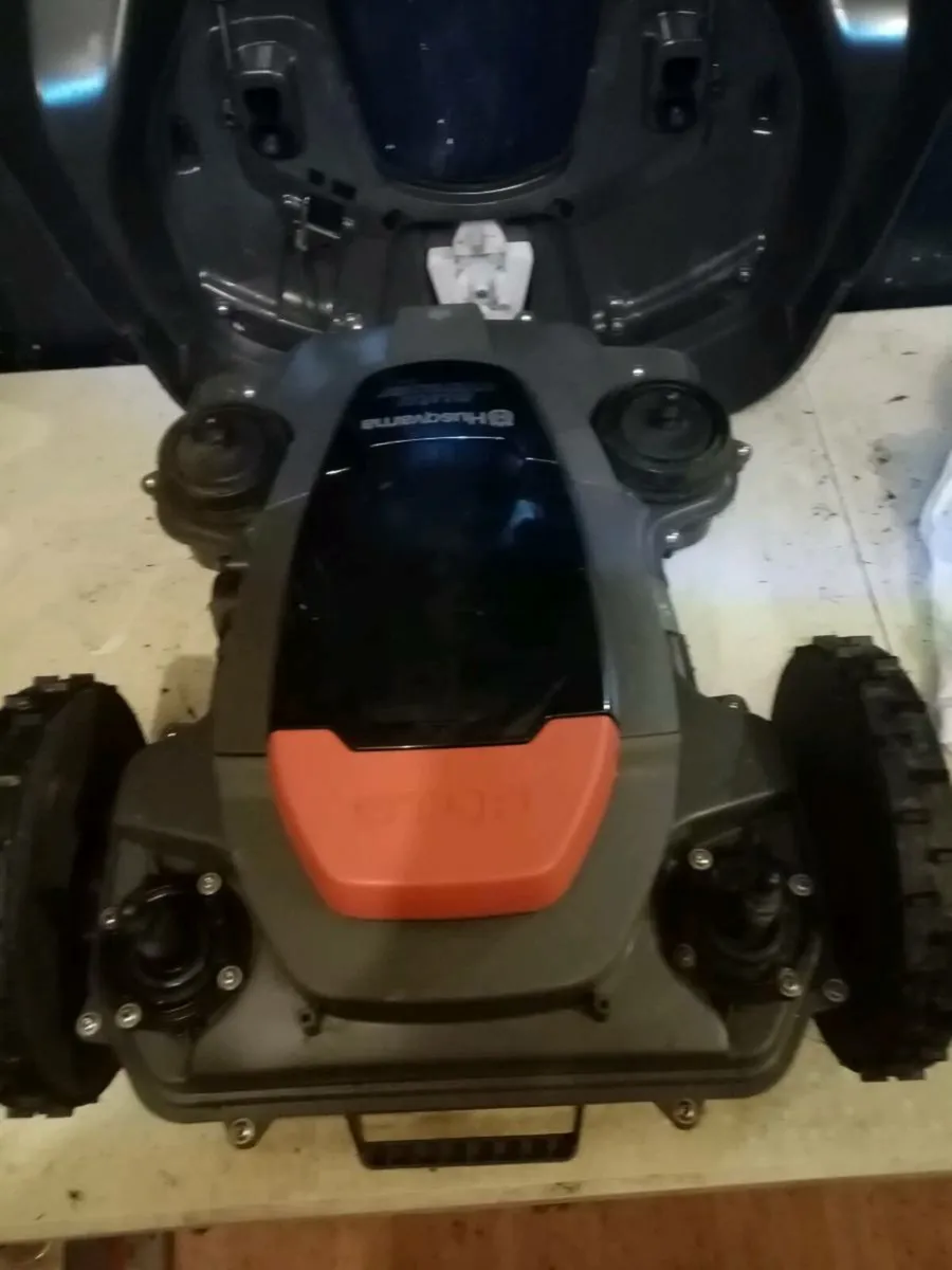 Husqvarna Automower - Image 3