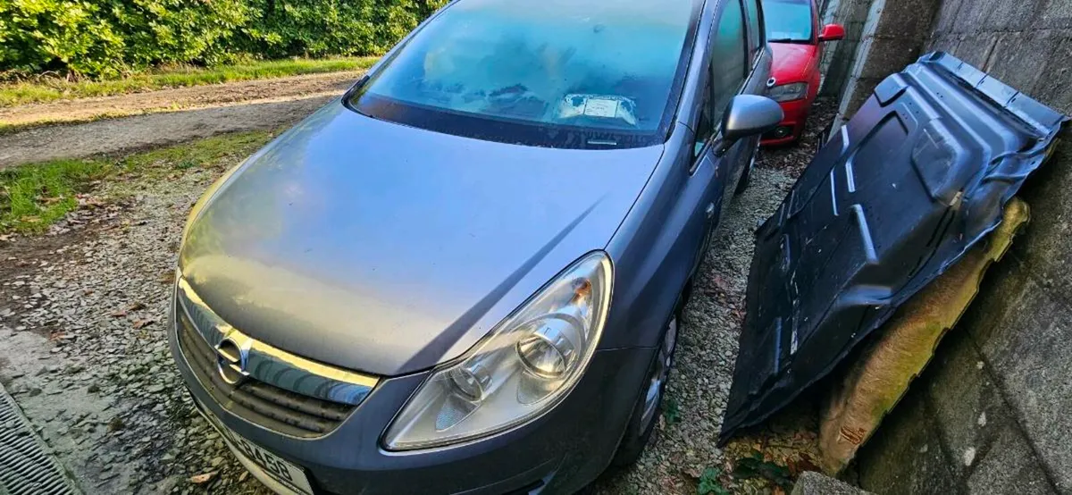 Opel Corsa SC 1.3 Cdti 2010 - Image 3