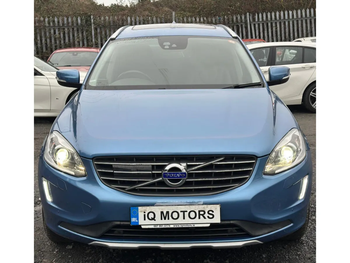 Volvo XC60 2.0L Diesel Automatic  Sunroof (3276) - Image 2