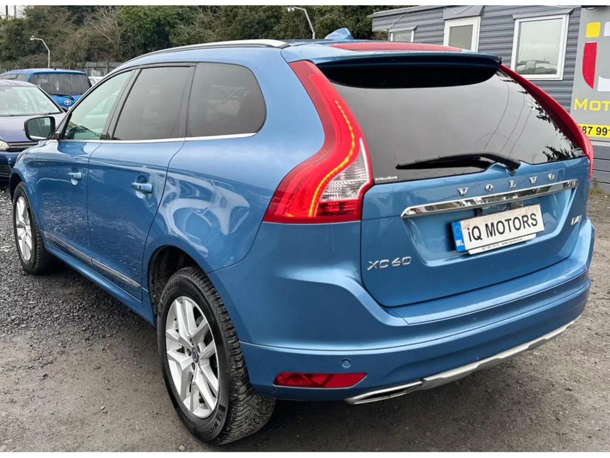 Volvo XC60 2.0L Diesel Automatic  Sunroof (3276) - Image 4