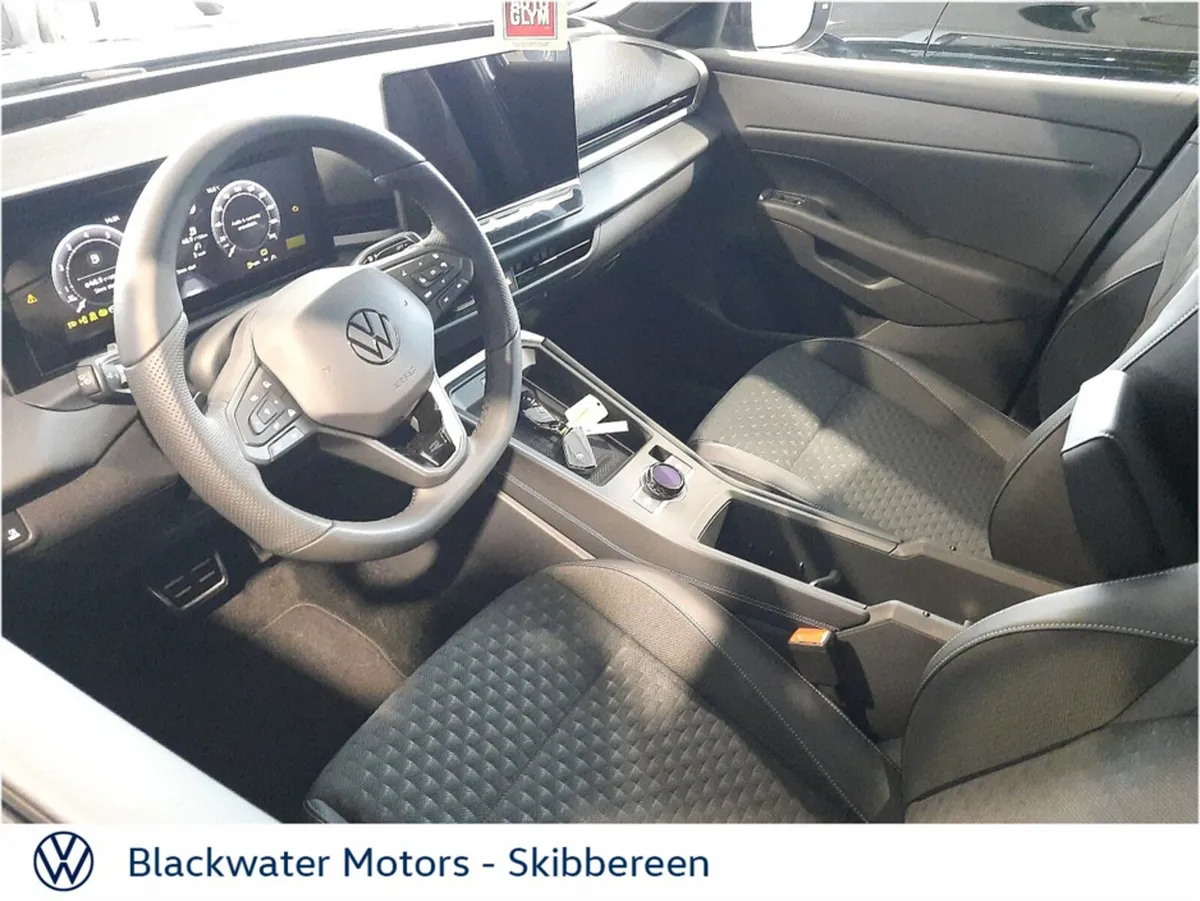 Volkswagen T-Roc *NEW MODEL* T-ROC R-LINE 1.5TSI 1 - Image 4