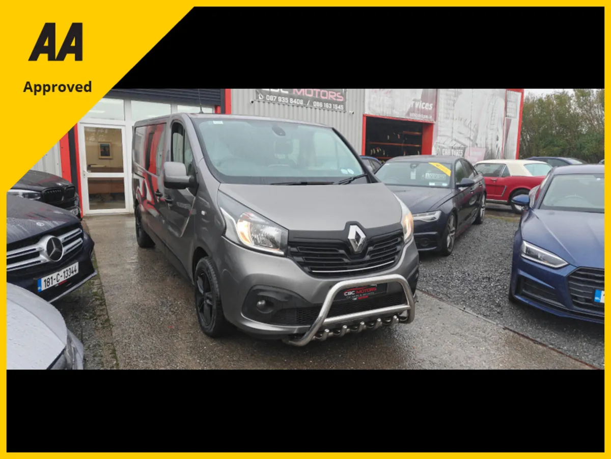 Renault Trafic Passenger 2016 Crewcab 6 Seater - Image 4