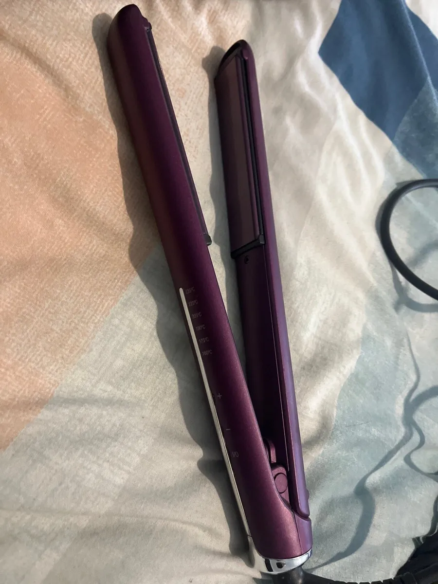 Hair straightener - Image 1