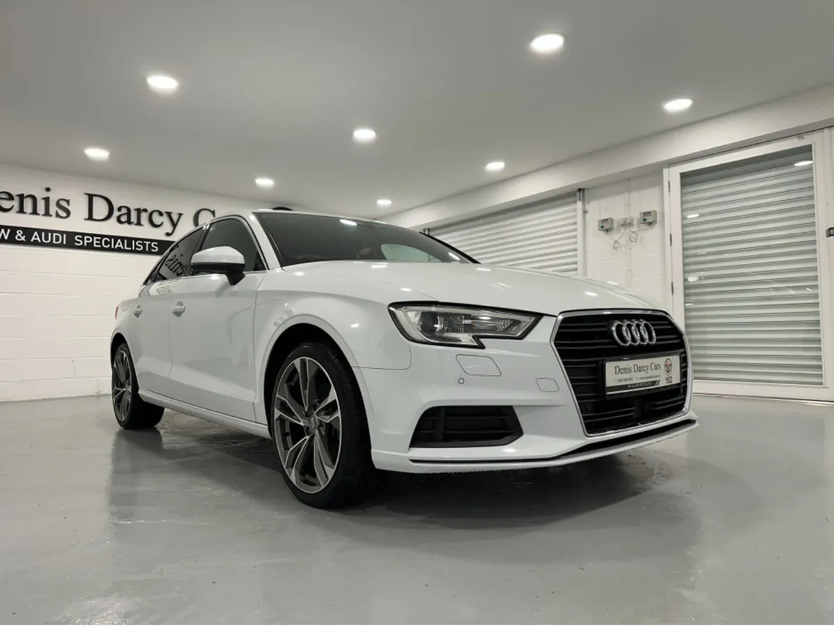 Audi A3 (182) A3 S TRONIC 1.4TFSI SALOON LOW KMS U - Image 3