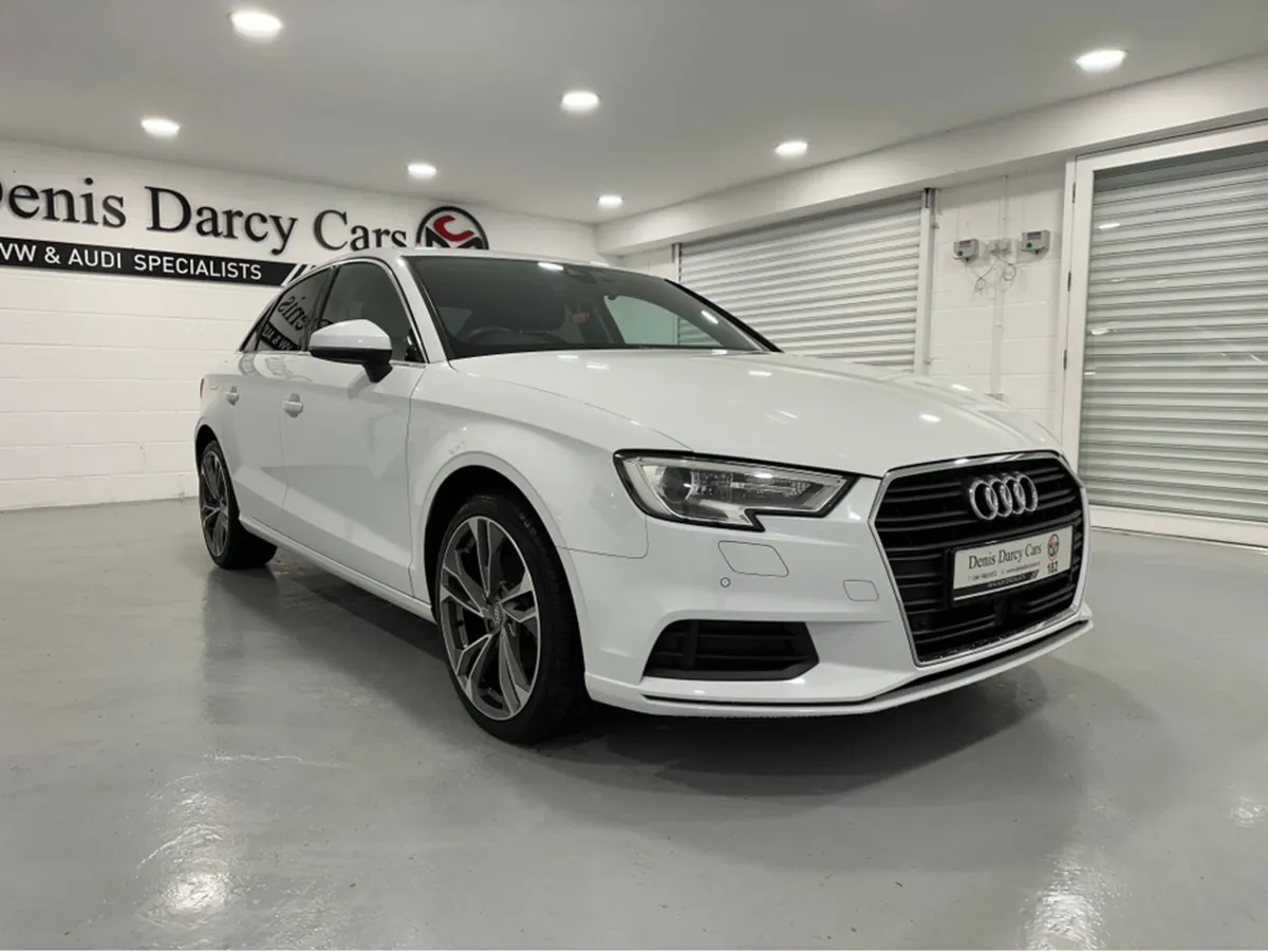 Audi A3 (182) A3 S TRONIC 1.4TFSI SALOON LOW KMS U - Image 4
