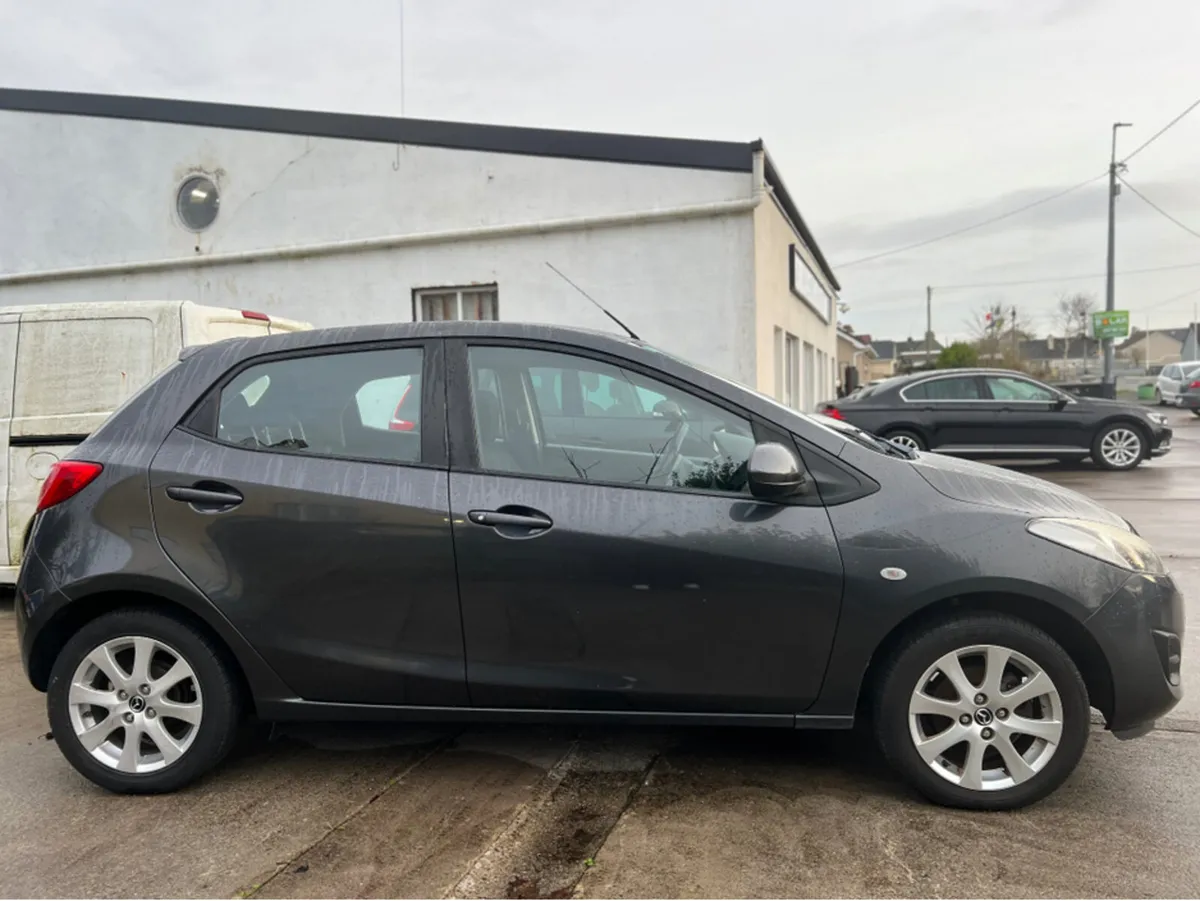 Mazda Mazda2 1.3 84PS SENSU 2011 5DR - Image 4