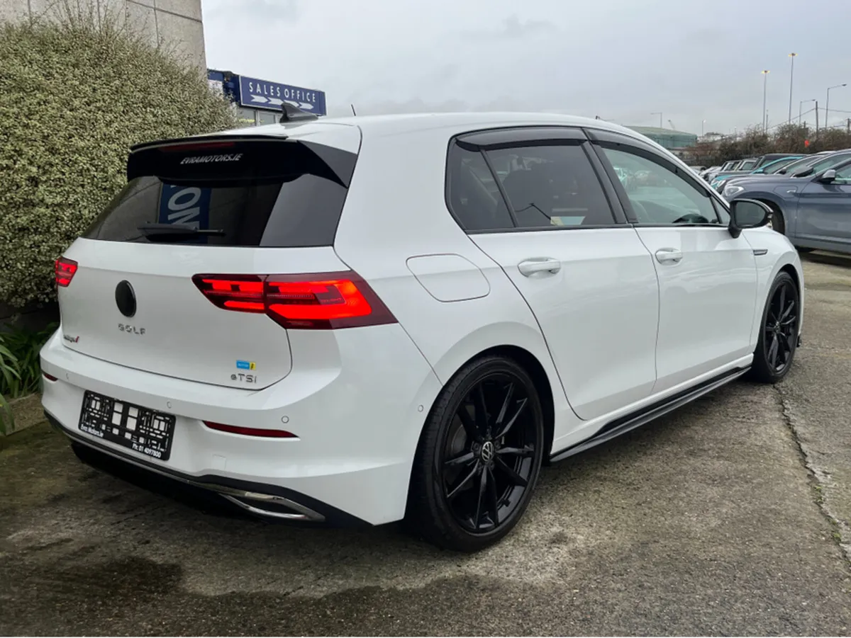 Volkswagen Tiguan E-TSI STYLE AUTOMATIC HYBRID 1.5 - Image 4