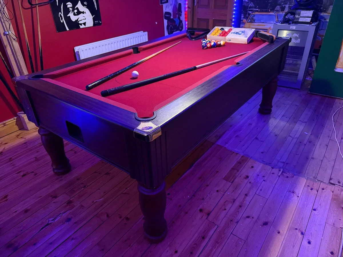Monarch Slate Pool Table - Like New - Plus Extras - Image 4