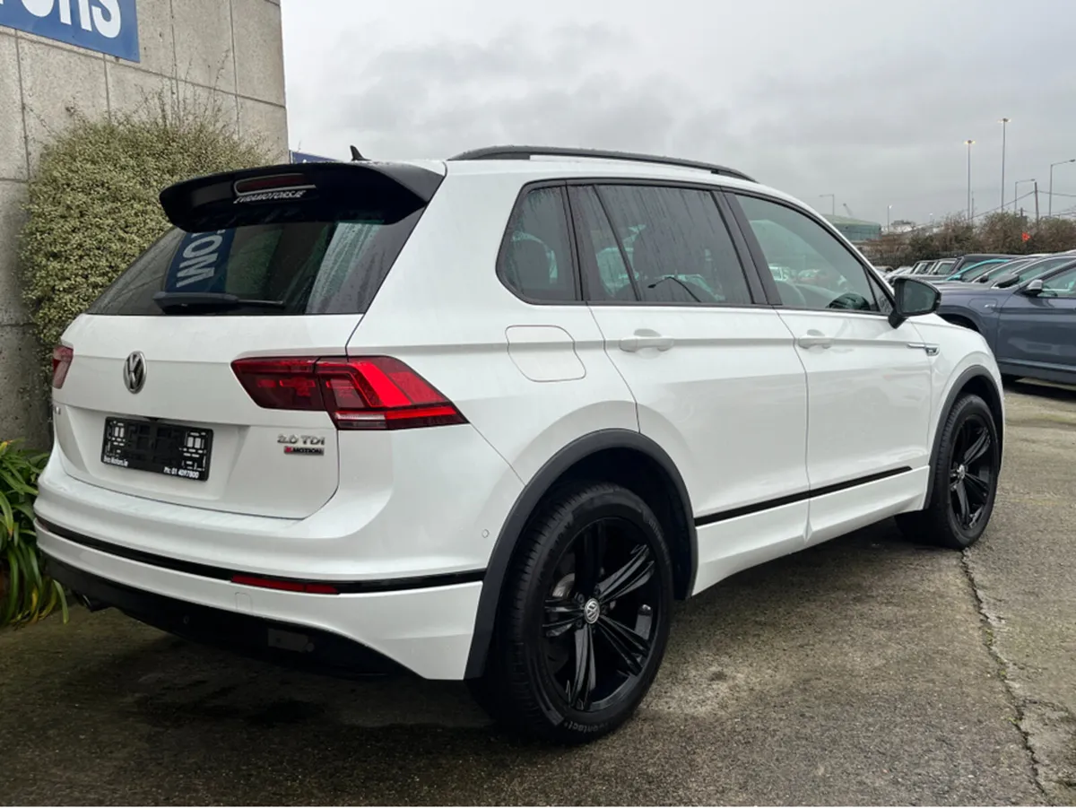 Volkswagen Tiguan R-LINE 4MOTION AUTOMATIC 2.0 DIE - Image 4