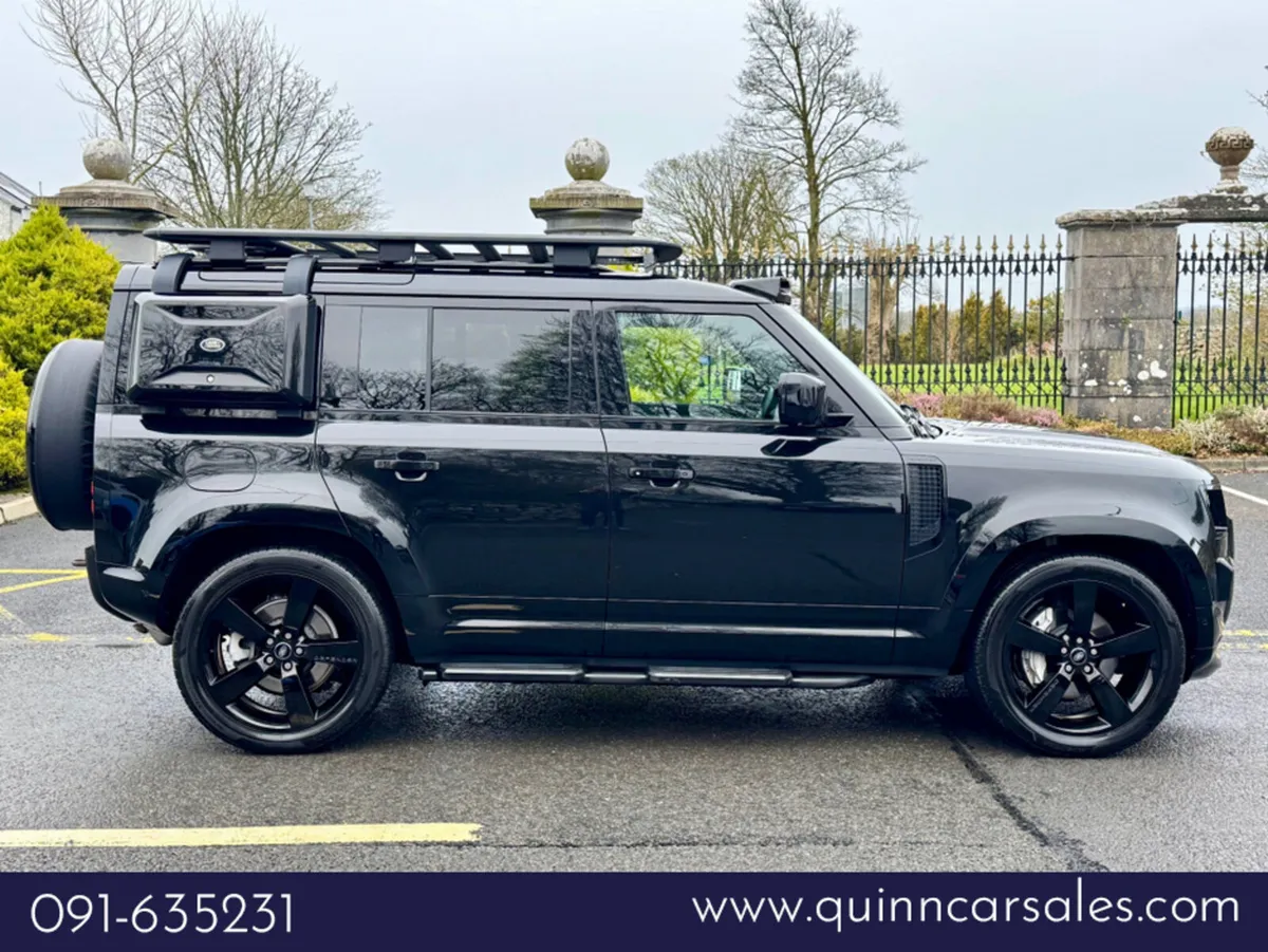 Land Rover Defender 110 P400e X-DYNANIC AUTO URBAN - Image 2