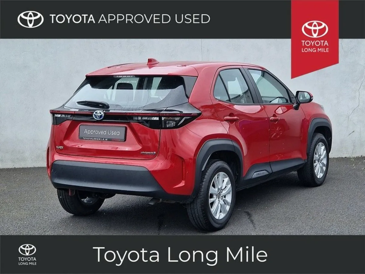 Toyota Yaris Cross 1.5 Hybrid Luna 5dr - Image 3