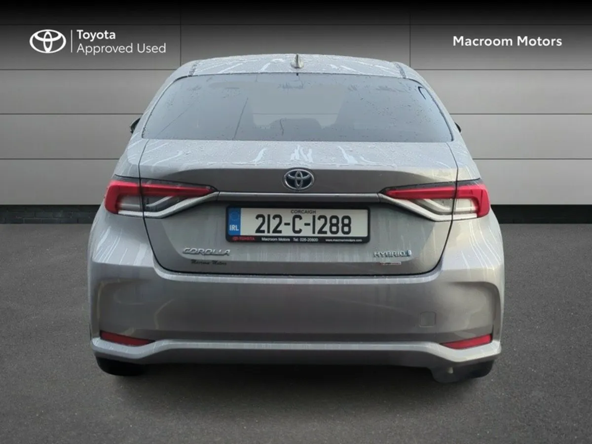 Toyota Corolla FRESH SELECTION OF TRADE-INS COROLL - Image 4
