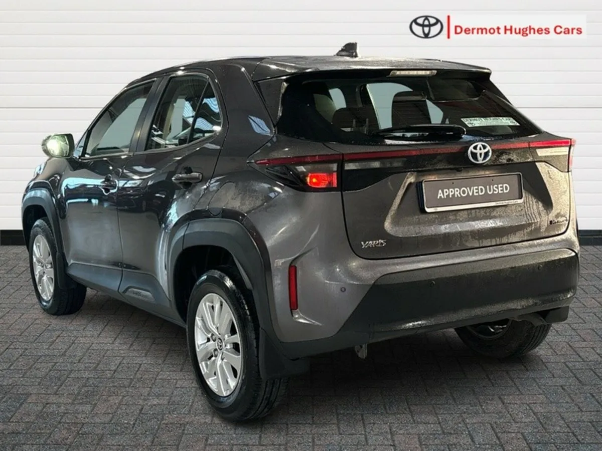 Toyota Yaris Cross LUNA 4DR AUTO - Image 2