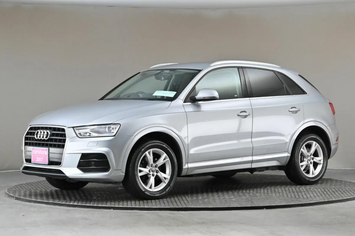 Audi Q3 1.4 TFSI S-TRONIC **PARK SENSORS**REVERSE - Image 4