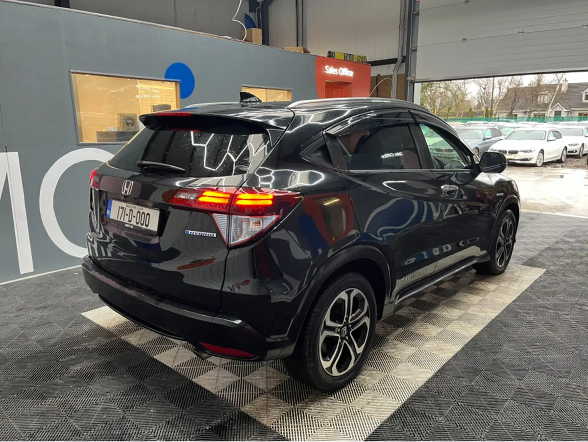 Honda Vezel €17950! 2017 HONDA VEZEL HYBRID Z SENS - Image 2
