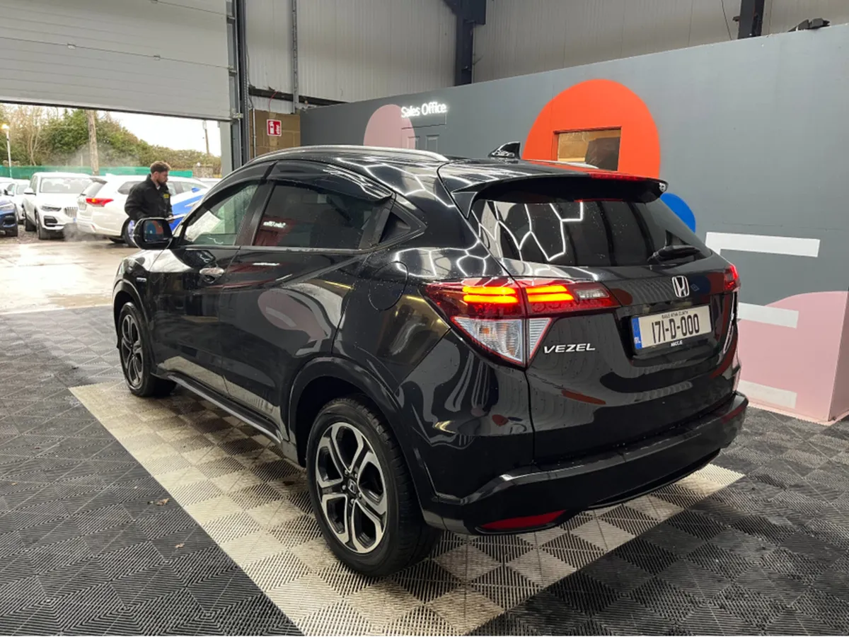 Honda Vezel €17950! 2017 HONDA VEZEL HYBRID Z SENS - Image 4