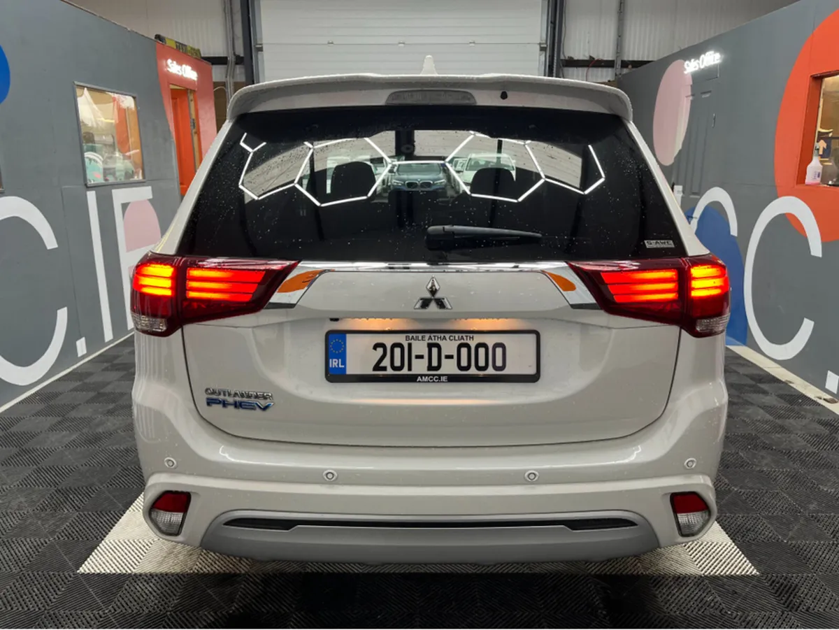 Mitsubishi Outlander €23950! 2020 MITSUBISHI OUTLA - Image 3