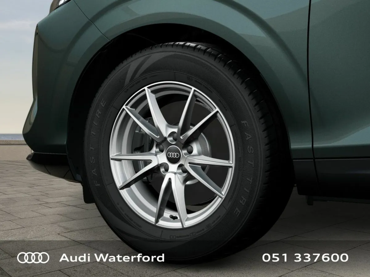 Audi Q3 TDI 150HP S-T SE - Image 4