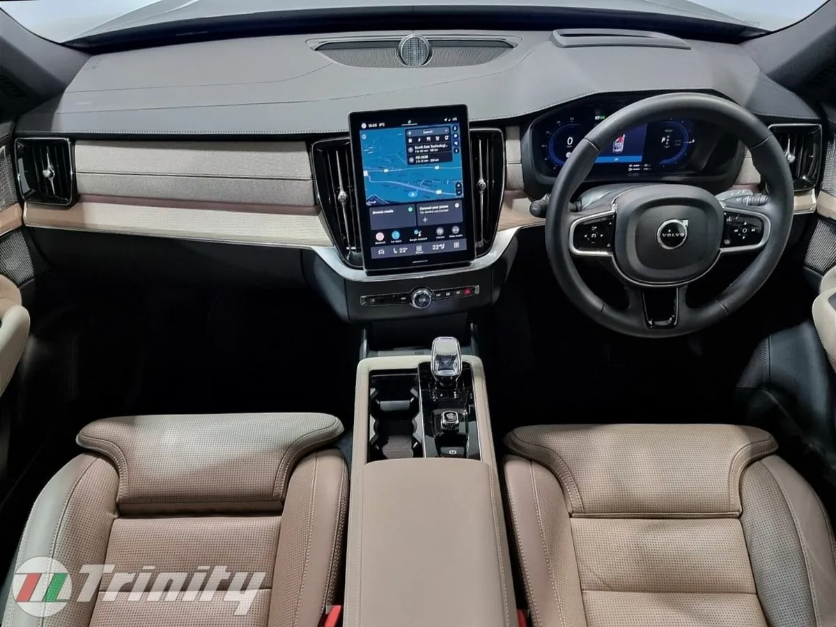 Volvo XC90 ** ULTRA ** T8 2.0 PHEV ** AWD ** AUTOM - Image 2