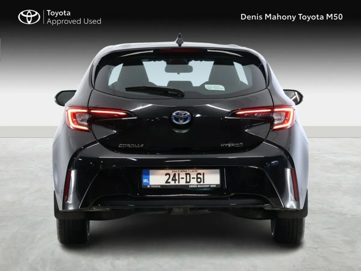Toyota Corolla Luna Hatchback Hybrid - Image 4