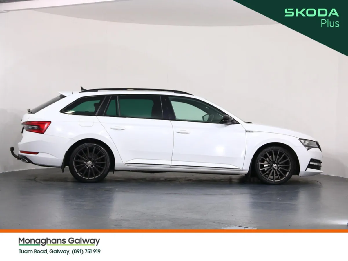 Skoda Superb COMBI SPORTLINE 2.0 TDI 150HP AUTO - Image 3