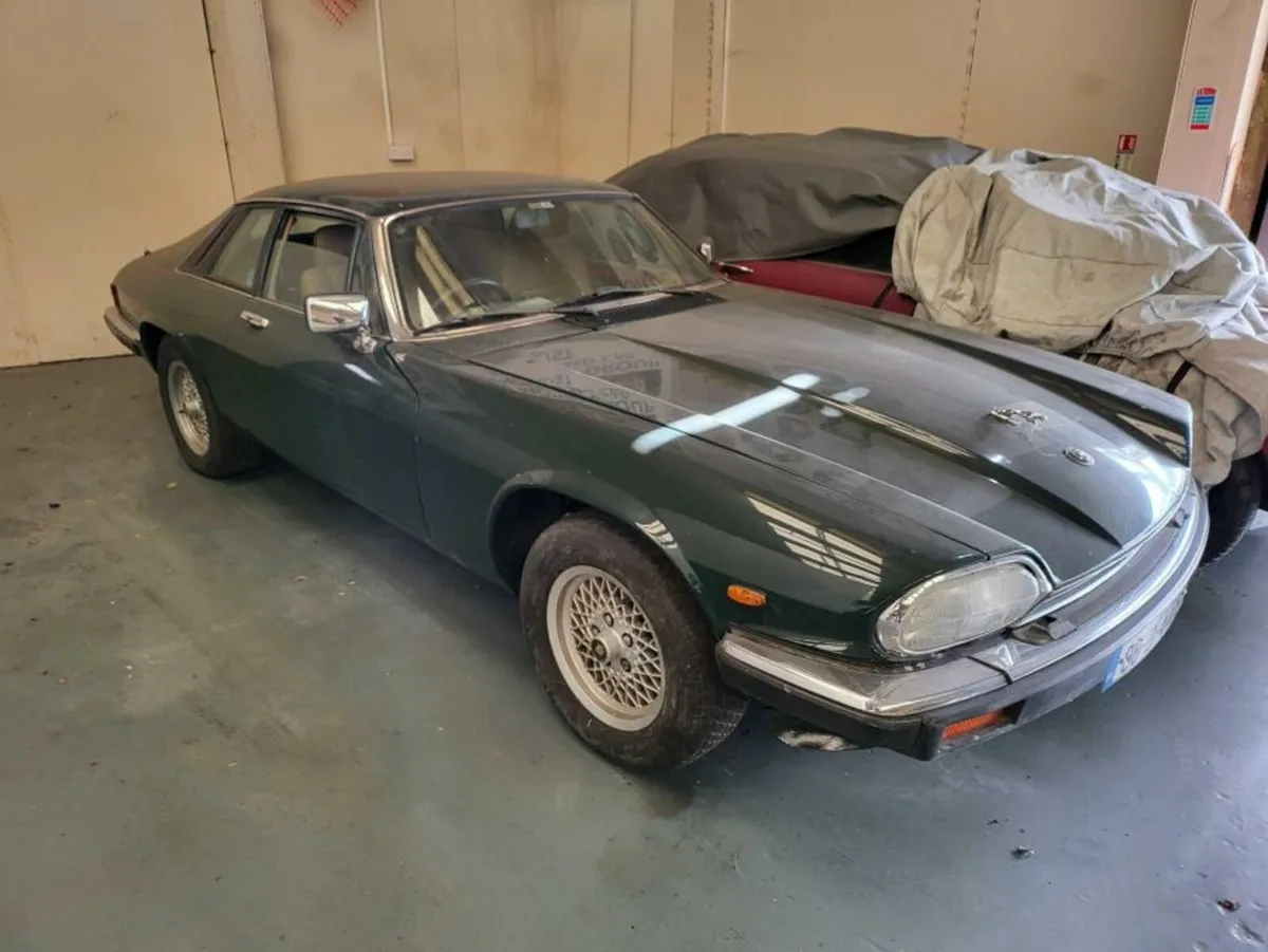 Jaguar XJ 3.6 2DR CLEAN CAR// NEEDS FINISHING// AL - Image 4
