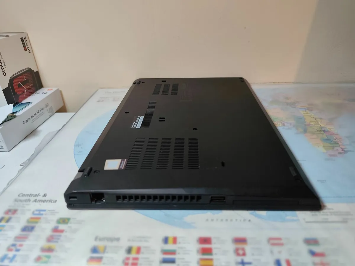 Lenovo ThinkPad T490 Intel i7 8th Gen | 16GB RAM | - Image 3