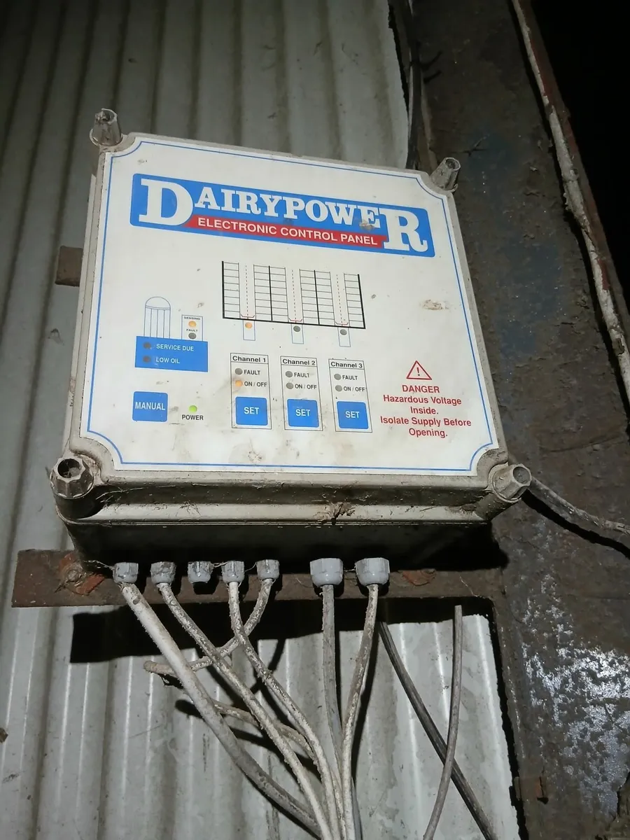 Automatic Scrapers - Image 1