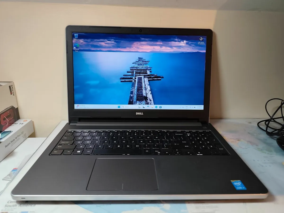 Dell Inspiron 5558 15.6" i7 5th gen 16/256GB SSD L - Image 1