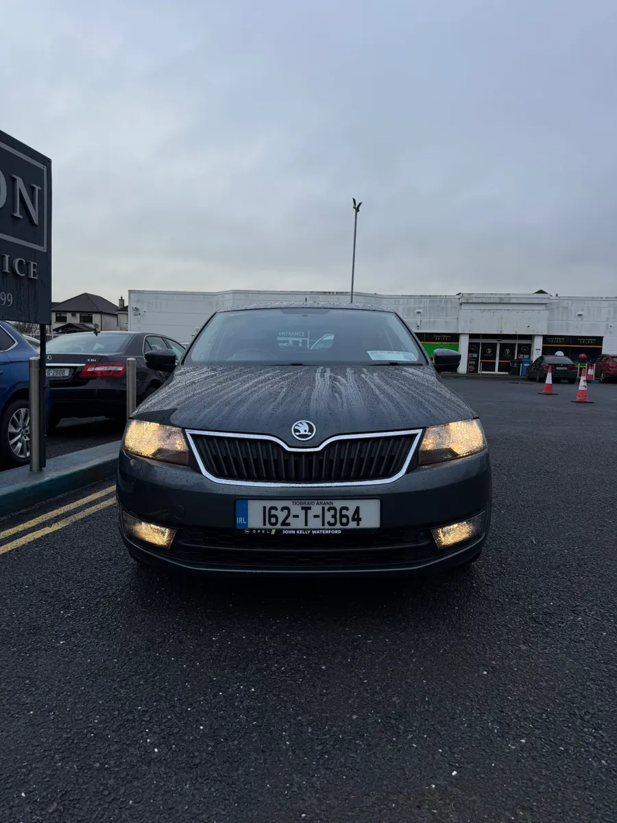 162 Skoda Rapid Sport 1.4 TDi Diesel - Image 3