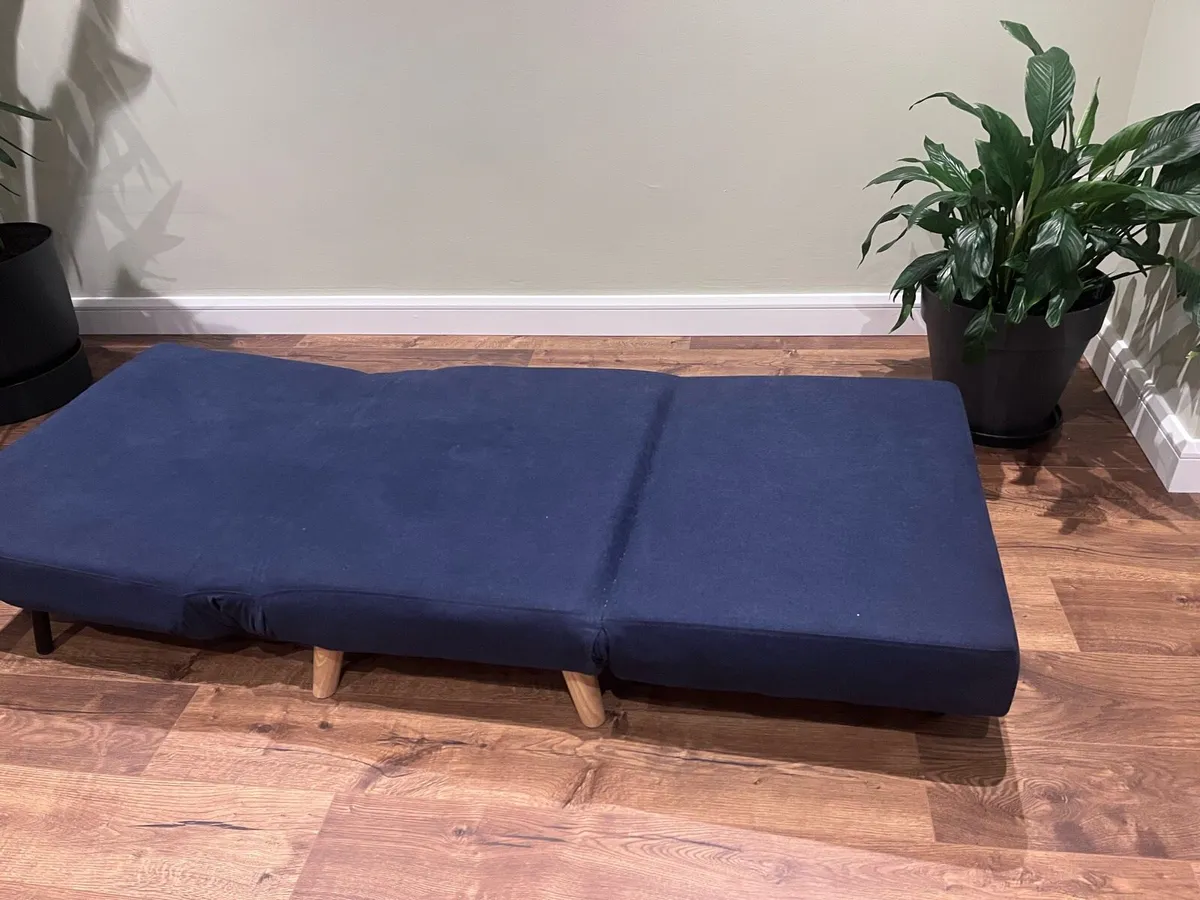 Single bed chair - Image 3