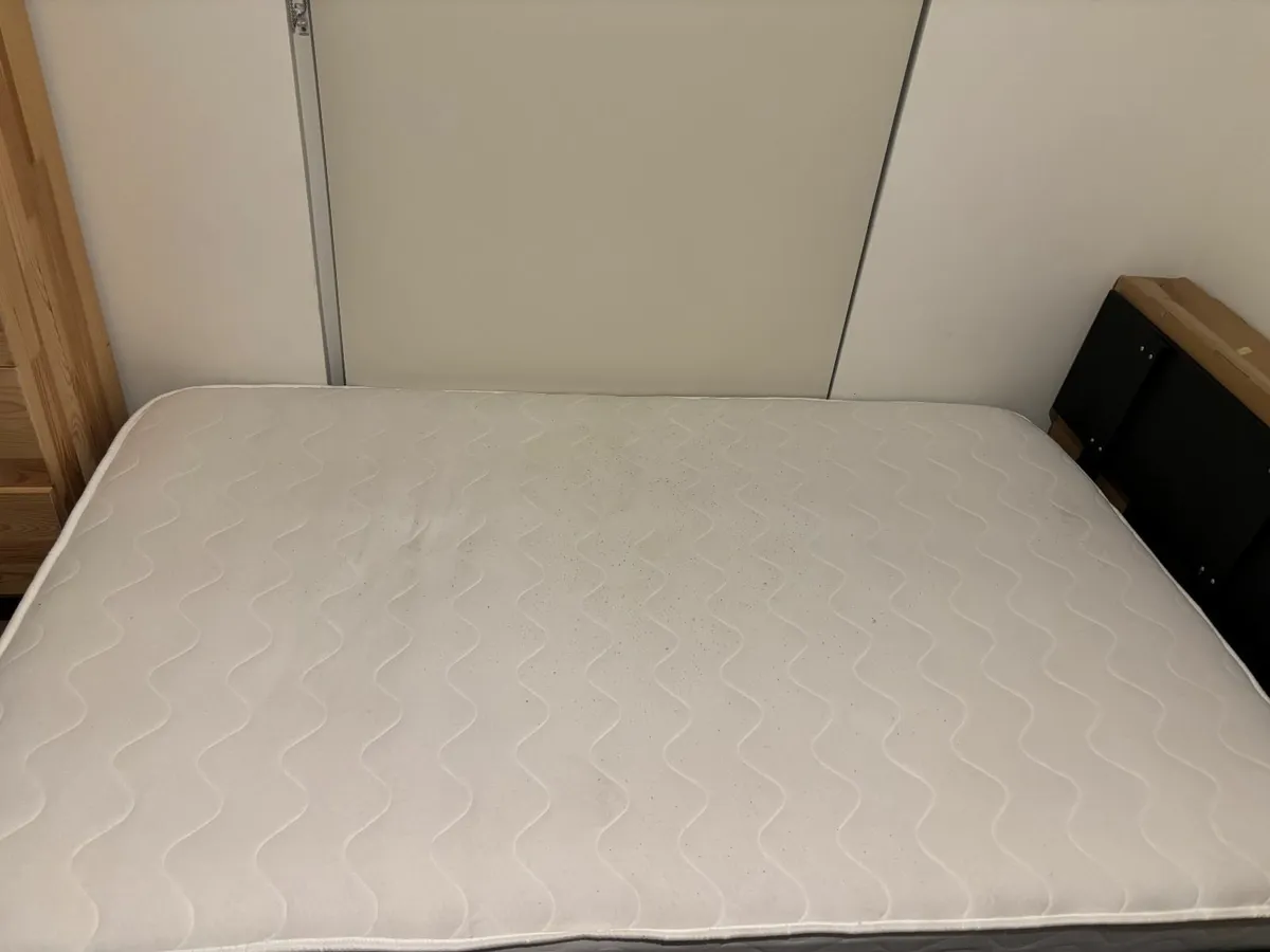 Small double mattress, single sofa bed and chair - Image 3