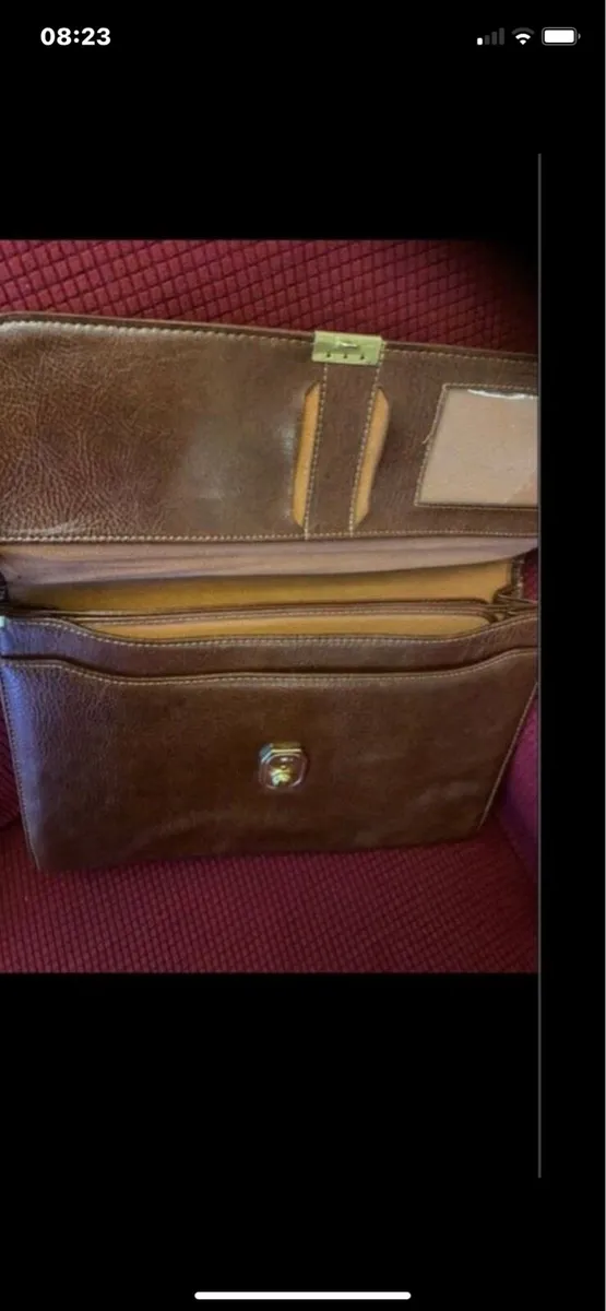 Quality Briefcase - Image 4