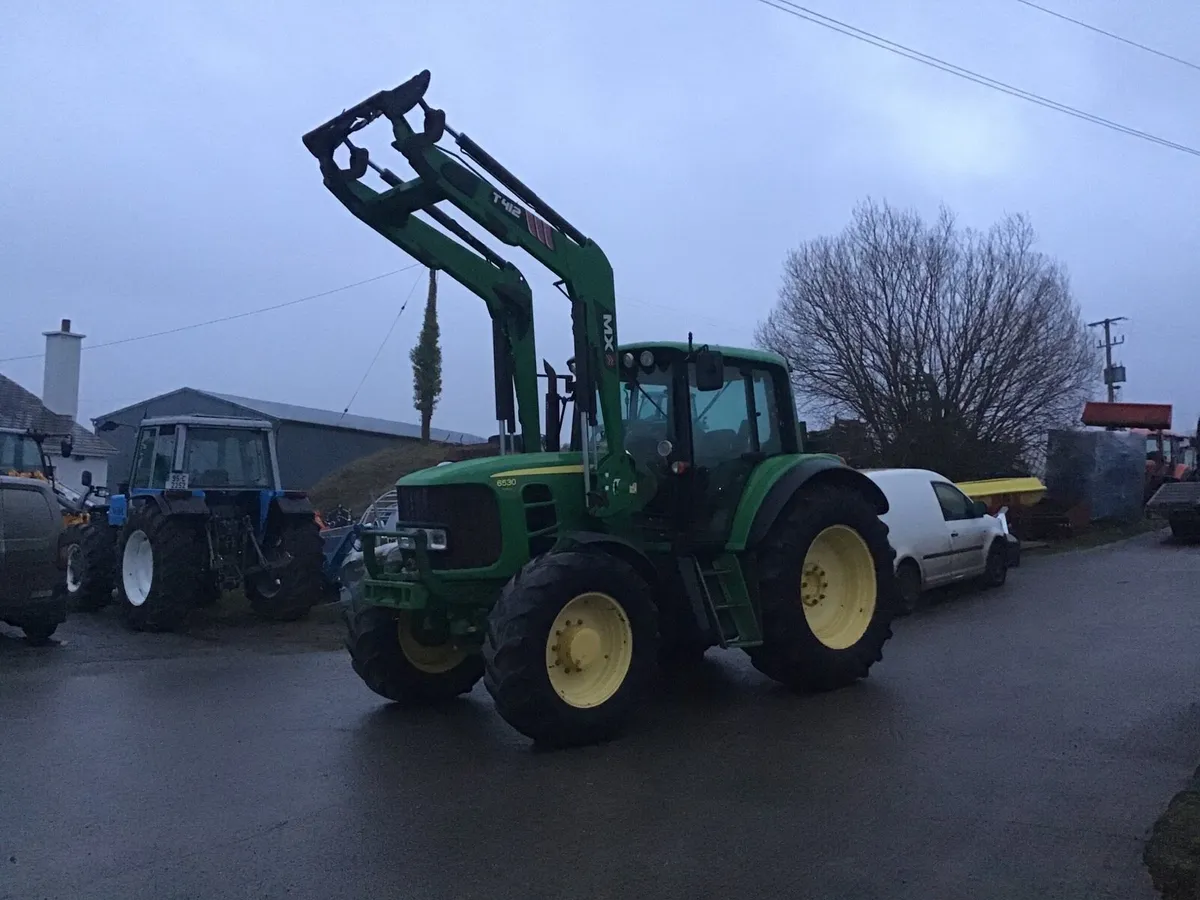 John Deere 6530 Premium With Loader - Image 1