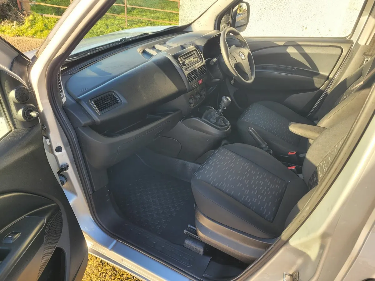 Vauxhall Combo 2019 - Image 1