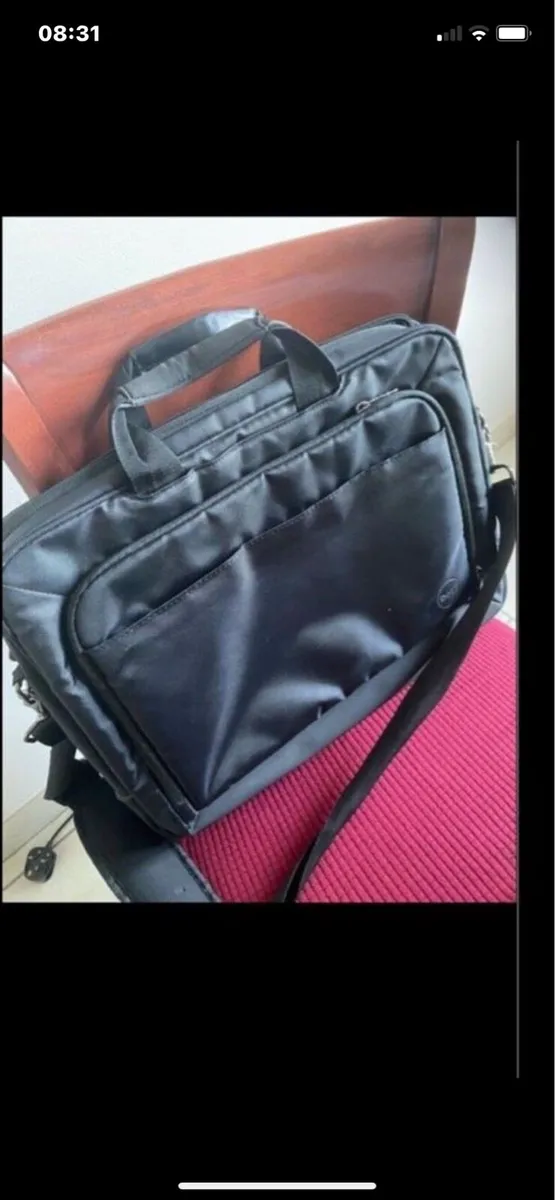 Dell expandable Laptop Bag/ Briefcase - Image 1