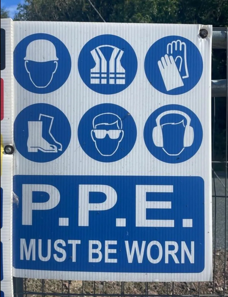 Safety signs for building - Image 2