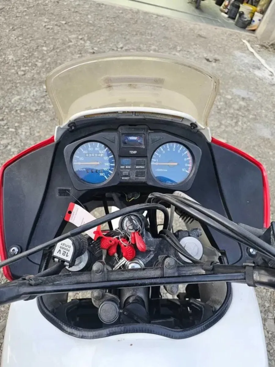 Yamaha xtz660 Tenere - Image 4