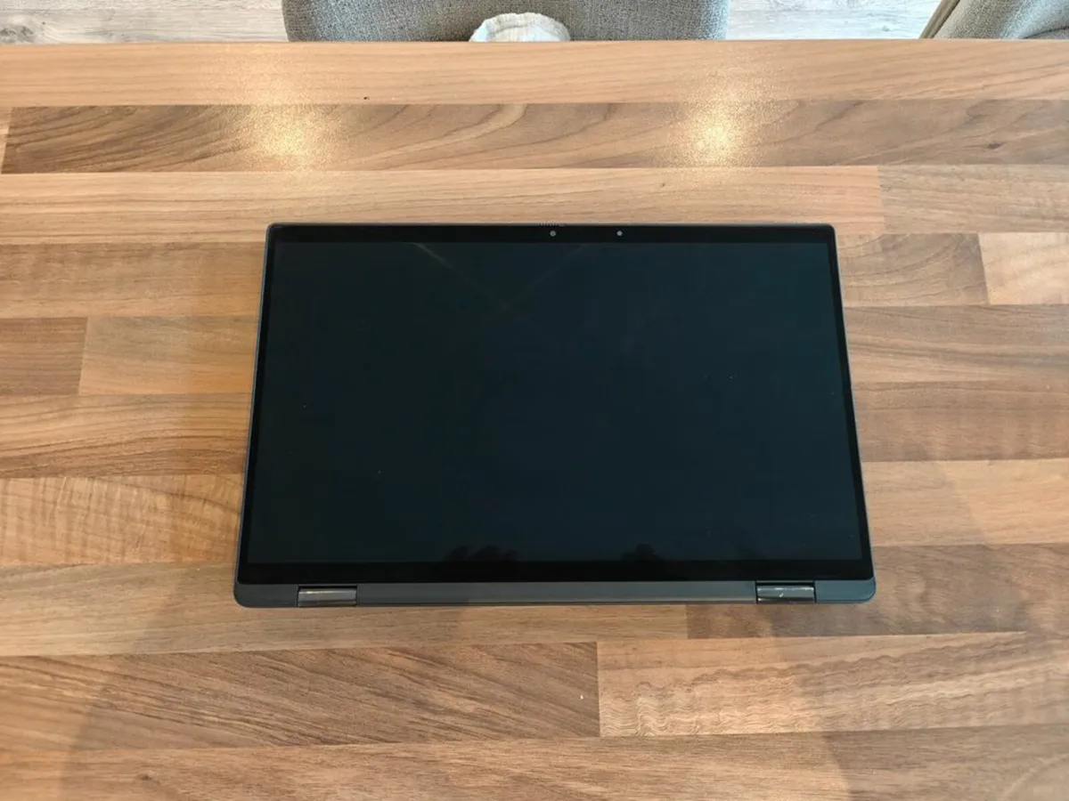 Dell Latitude 7420 2in1 Laptop | i7 vPro | 16GB | - Image 4