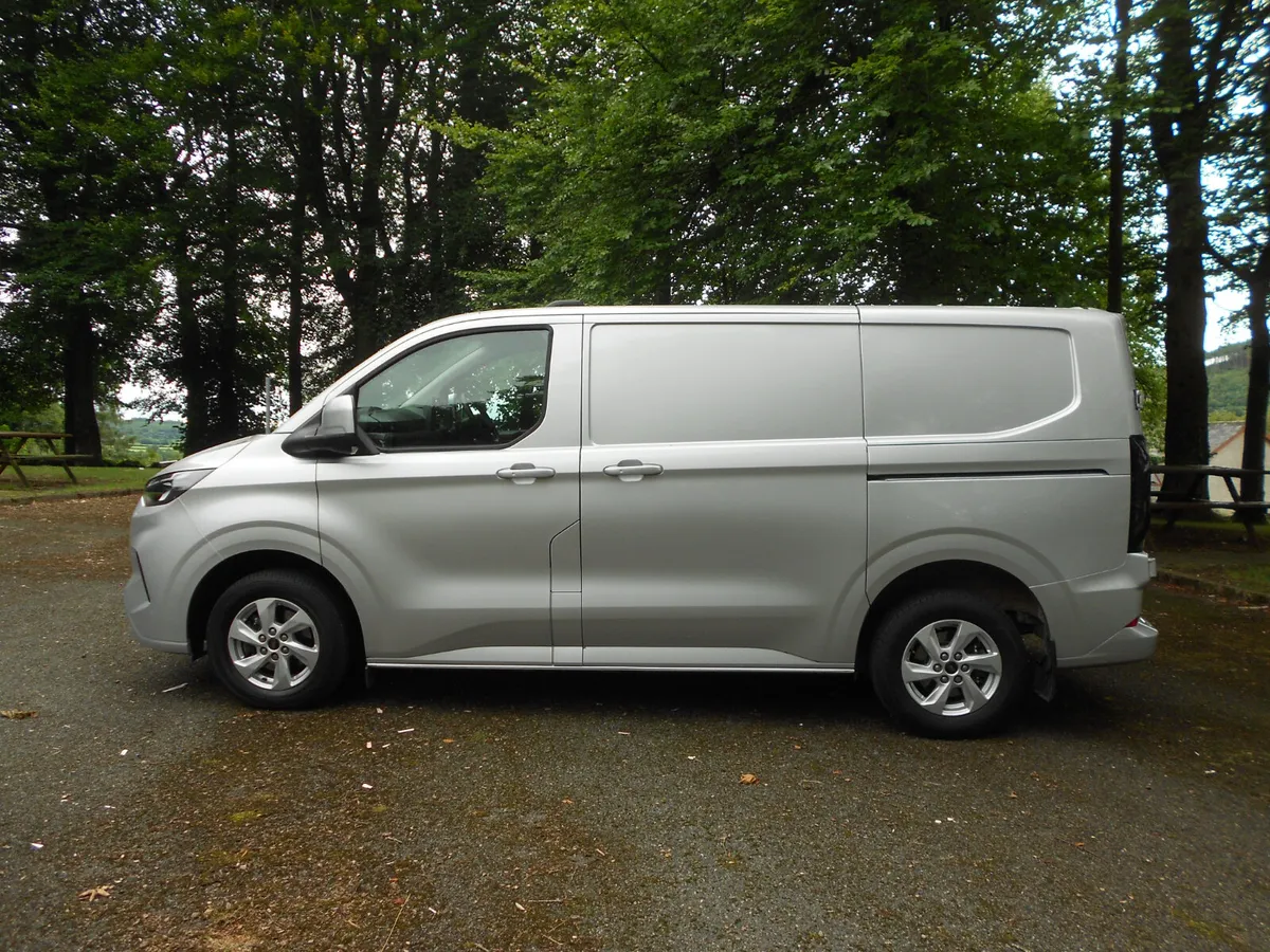 Ford Transit Custom 2023 - Image 3