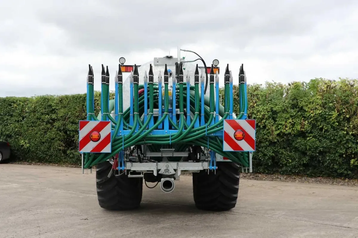 Cross Tanker and Trailing Shoe - Image 4