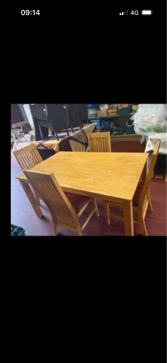 Kitchen table and 4 chairs - Image 1