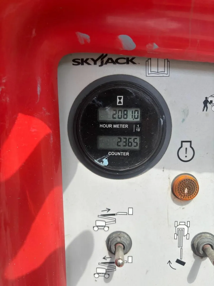 2016 SKYJACK SJ51AJ DIESEL ARTIC BOOM LIFT - Image 4