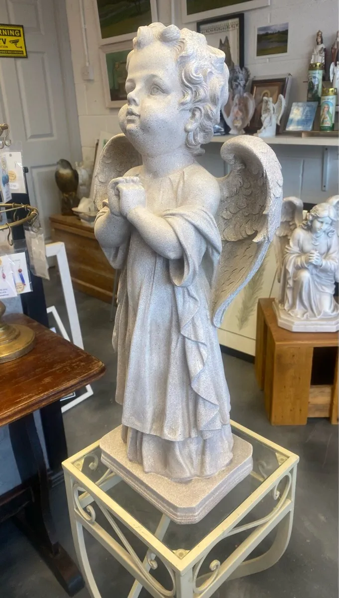 Angel Indoor/Outdoor - Image 2