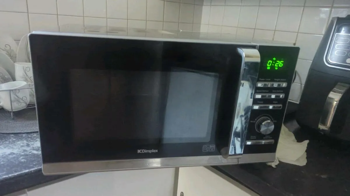 Microwave - Image 1