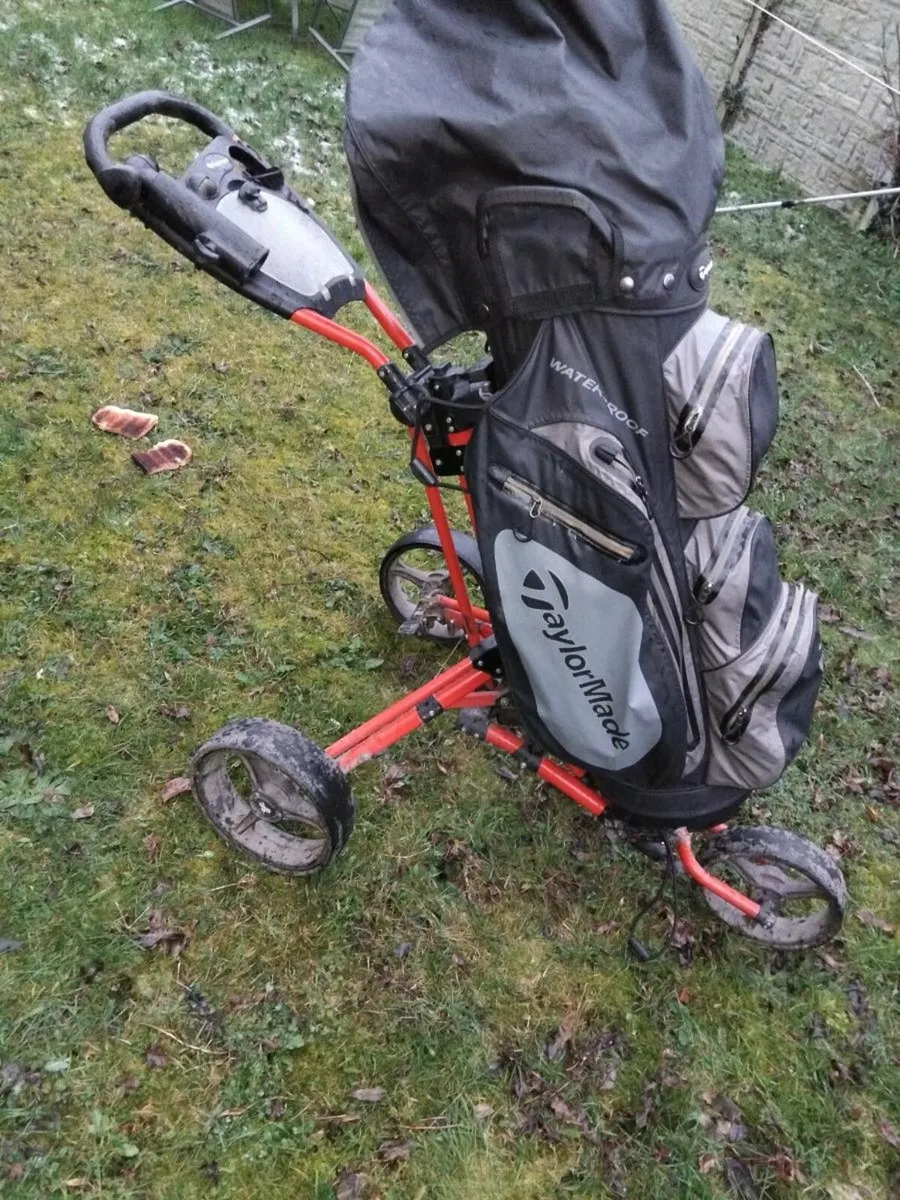 Fast fold trolley and taylormade bag - Image 2